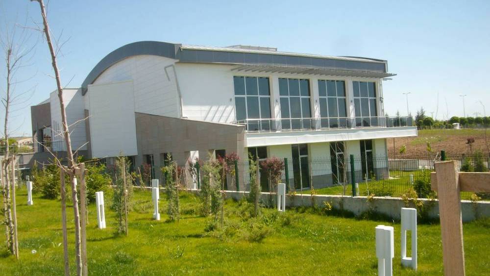 Gölbaşı Belediyesi İncek Spor ve Kültür Merkezi